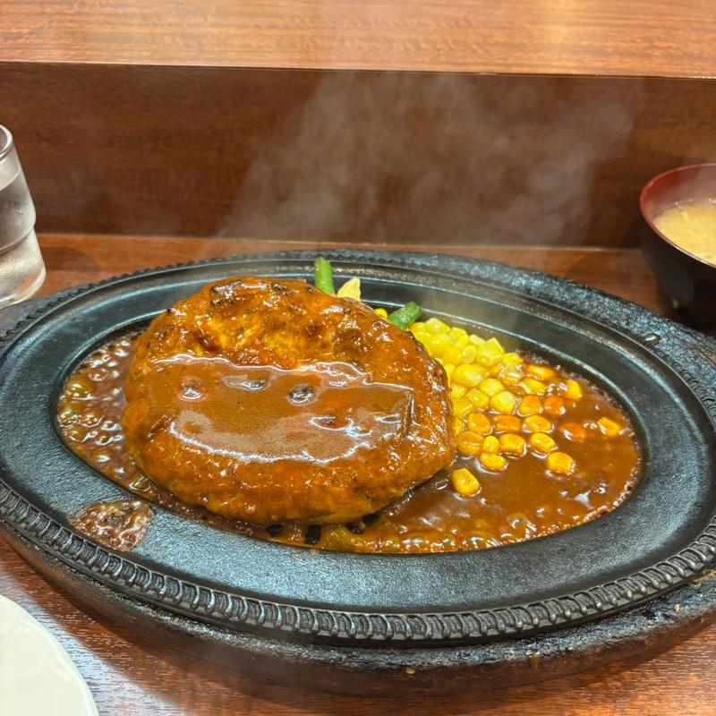 ジャンボハンバーグ(キッチン谷沢)