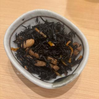 お通し