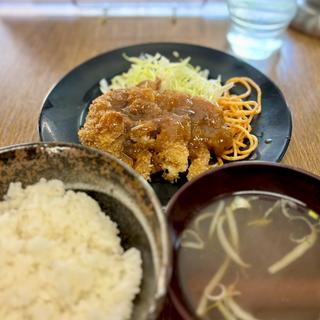 チキンカツ定食