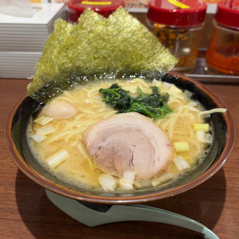 ラーメン(横浜家系ラーメン 極味家 北浦和店)