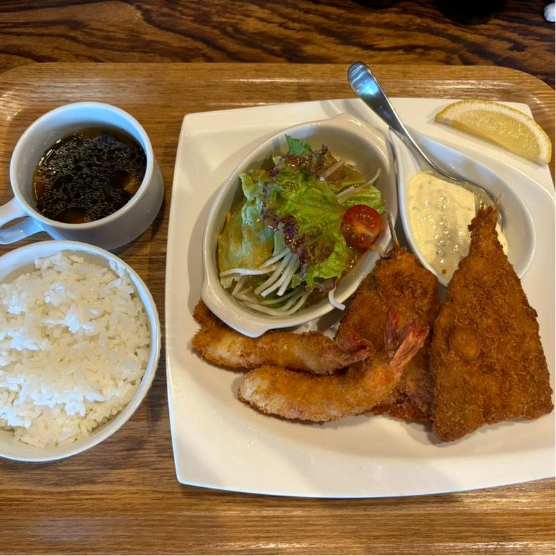 エビフライとアジフライのセット(キッチン サクラ （KITCHEN SAKURA）)