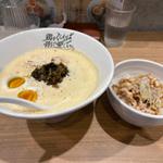 鶏白湯ラーメン黒　チャーシュー丼セット