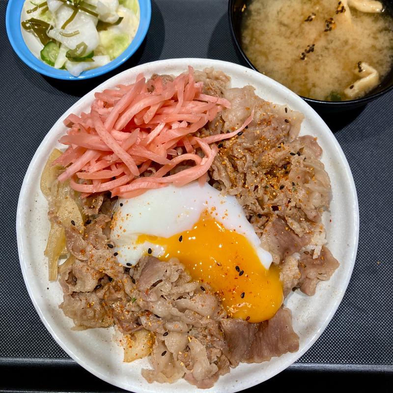 牛めし特盛　お新香半熟玉子セット(松屋 五個荘店 )