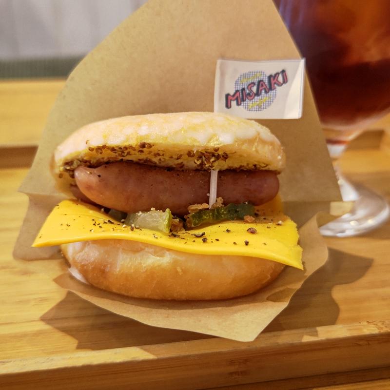ドーナツバーガー(ミサキドーナツ 逗子店)