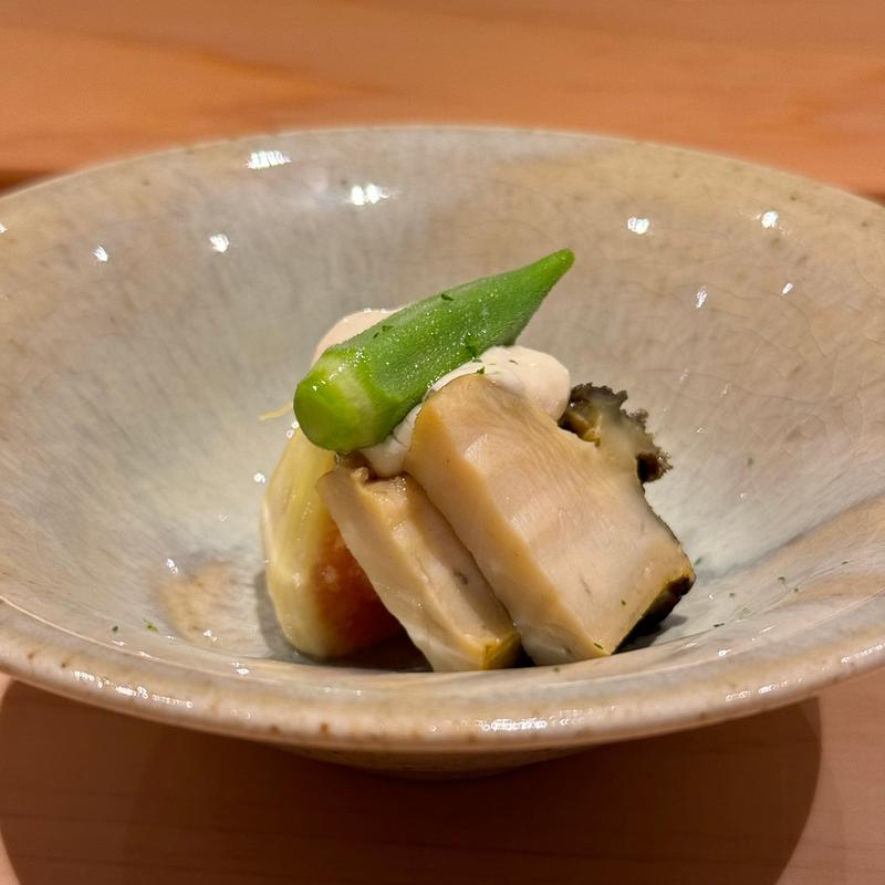 黒アワビの酒蒸し(寿司 向月 bekkan)