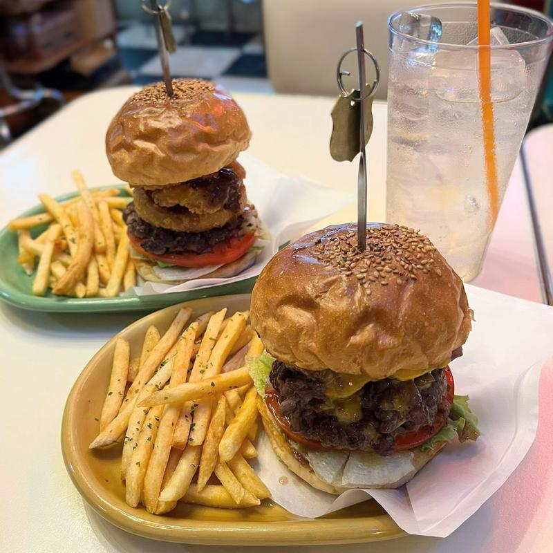 ハンバーガー(UNCHAIN DINER)