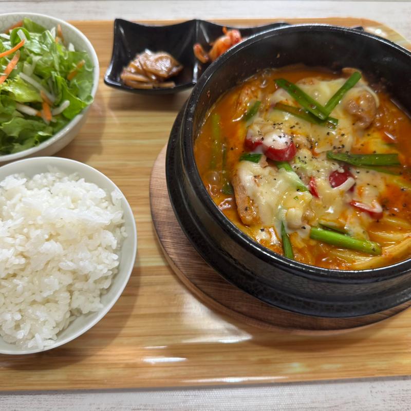 チーズタッカルビ(韓国家庭料理店ハナ)