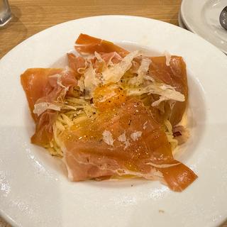 冷製カルボナーラ生ハム添え
