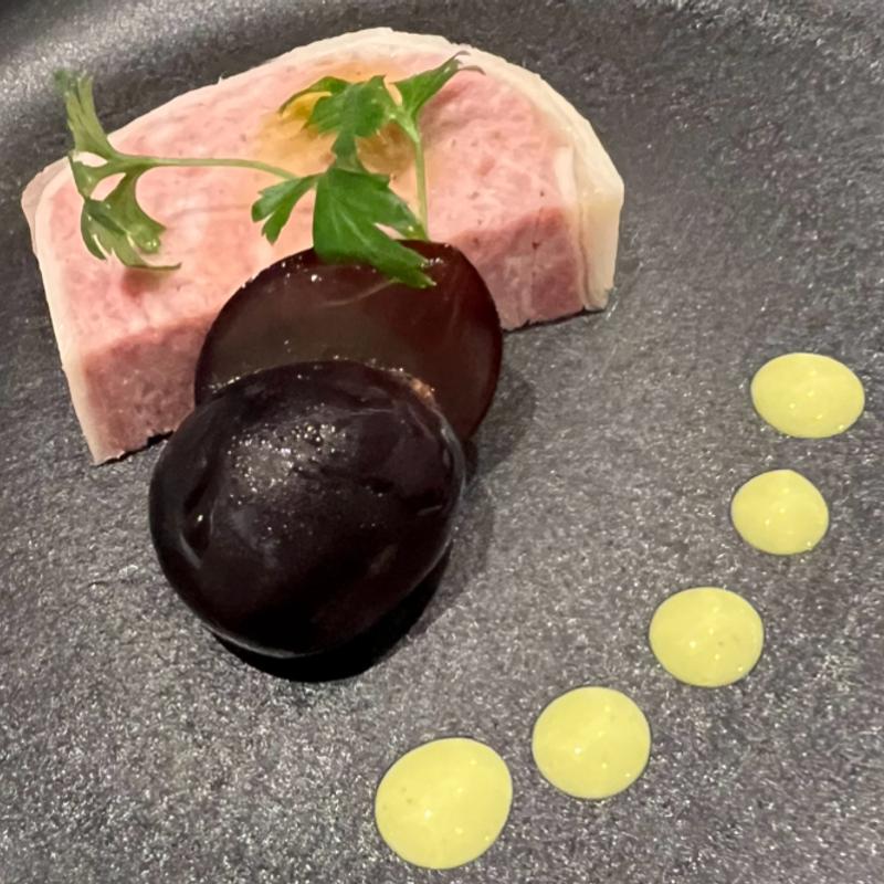 ピア君コース 7品・パンチェッタコットと季節のフルーツとミニョネット(茅ヶ崎ビール)