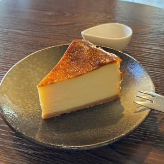 バスクチーズケーキ