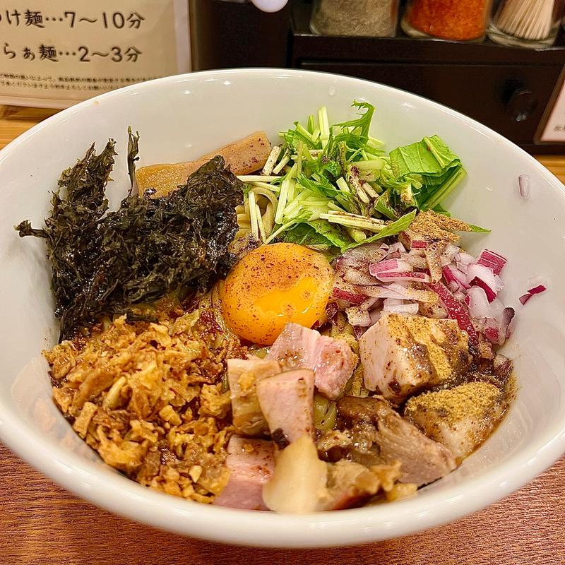 豚魚まぜそば（マー油トッピング）(麺道 ひとひら)