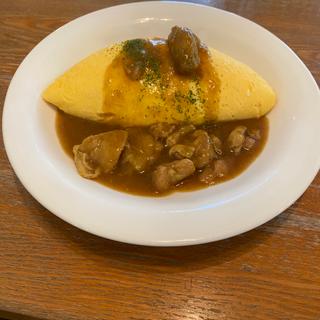 チキンカレーオムライス S (サラダorコーンスープ、ドリンクセット)