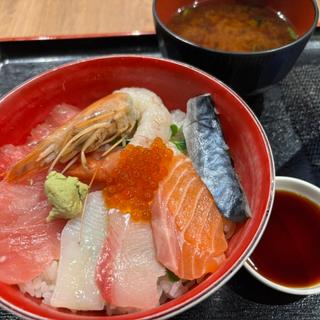魚介7種の海鮮丼