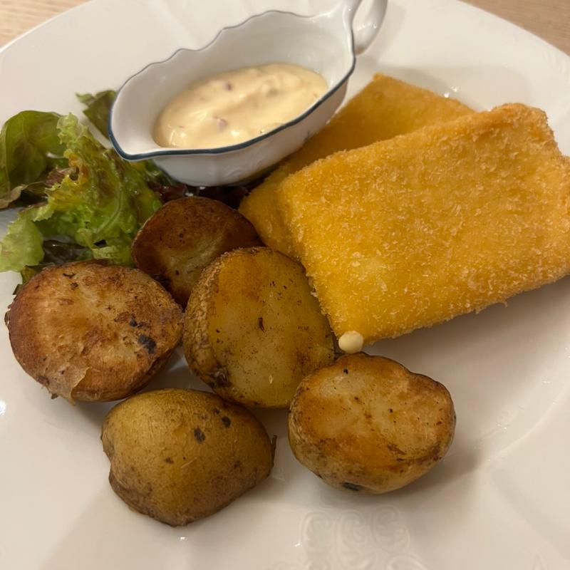 フライドチーズ(チェコパビリオン)