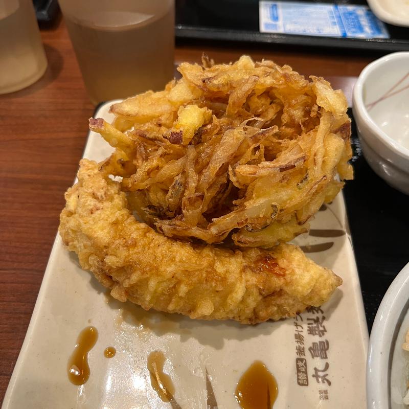 かき揚げとかしわ天(丸亀製麺 守山瀬古東店)