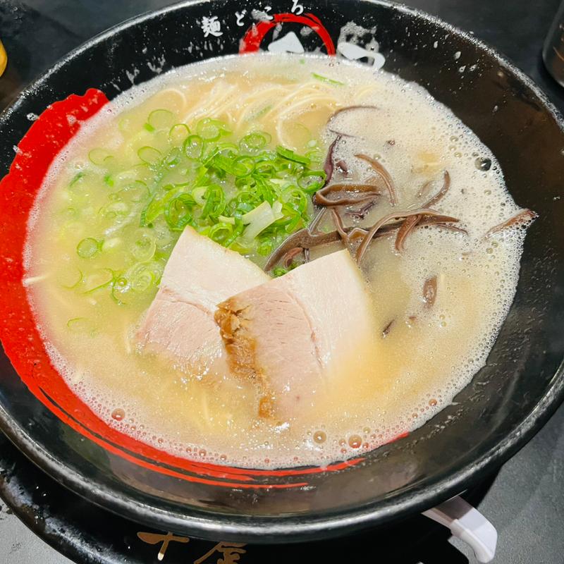 泡系濃厚とんこつラーメン(麺どころ千屋)