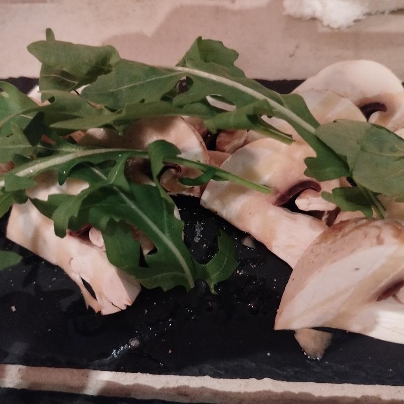 マッシュルームのサラダ(大人洋食 Bistro1996,)