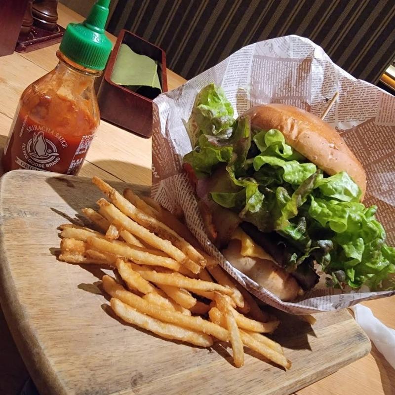 La Ohanaスペシャルバーガー(ラ・オハナ 東川口店)