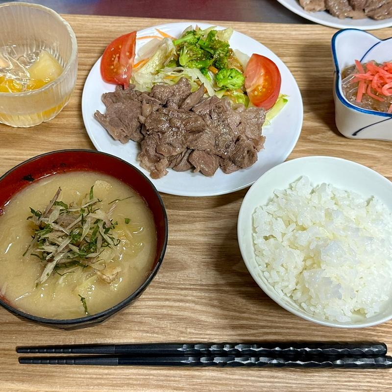 黒毛和牛肩ロースステーキ定食(ベルクス 東墨田店)
