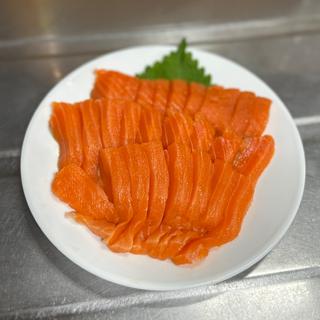 サーモンの刺身