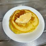 ホットケーキ バニラアイスのせ