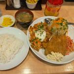 温玉豚キムチとアジフライ定食