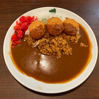 カニクリームコロッケカレー