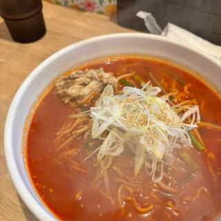 ユッケジャンラーメン