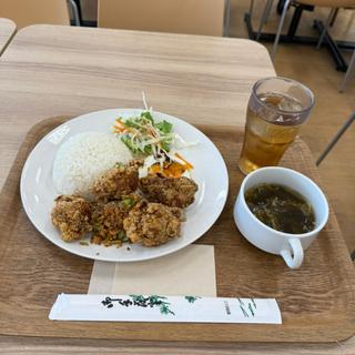 台湾名物エンスージ(Tea Amo 王記土鍋飯)