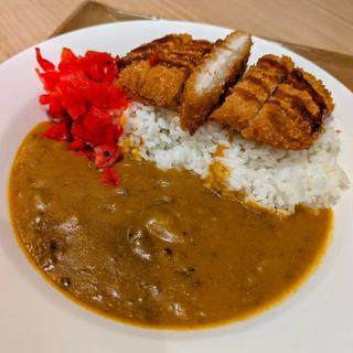 三元豚ロースかつカレー