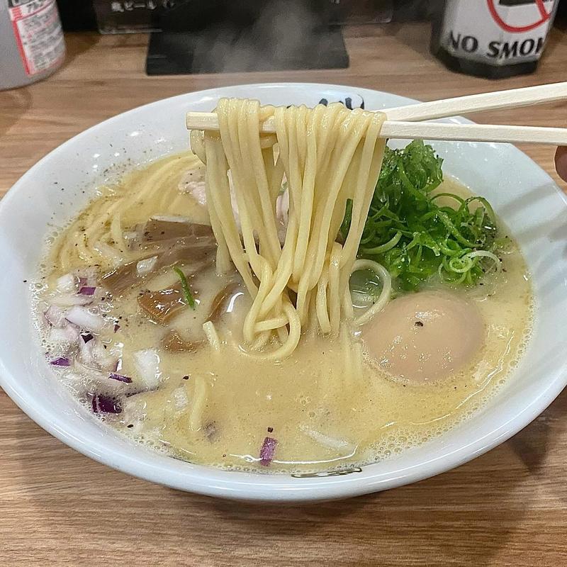 背脂鶏白湯 醤油(麺屋 丈六)