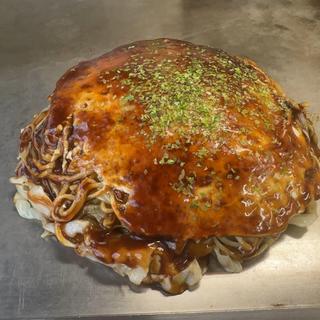 そば入り肉玉(お好み焼きたちこま )