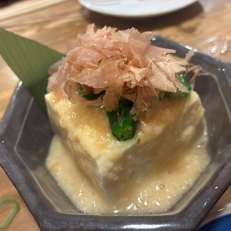 とろろ冷奴(草津 極楽酒場)