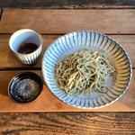 粗挽き十割盛り蕎麦