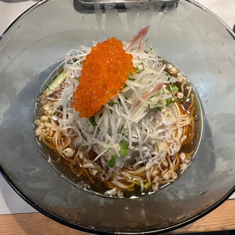イクラとしらすの冷やしおろし中華蕎麦(中華蕎麦 瑞山)