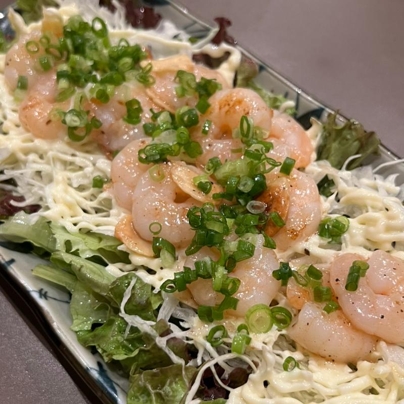 小エビのガーリックアヒージョサラダ(みくに)