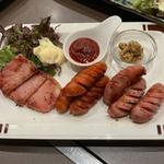 ソーセージ鉄板盛り合わせ