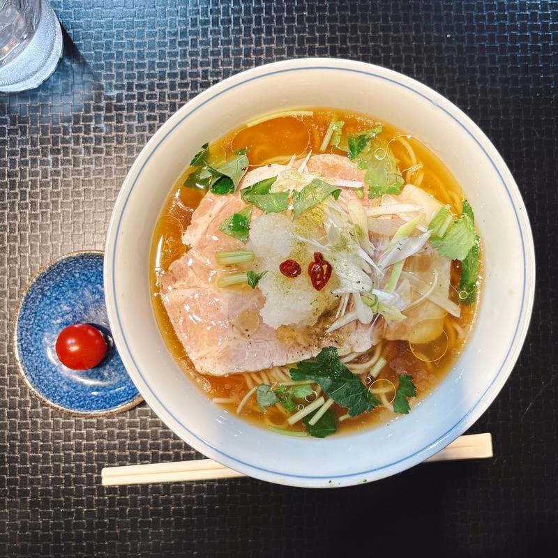 ヤガラ節冷やしラーメン(豚一頭清湯麺（ぶたいっとう ちんたんめん）)