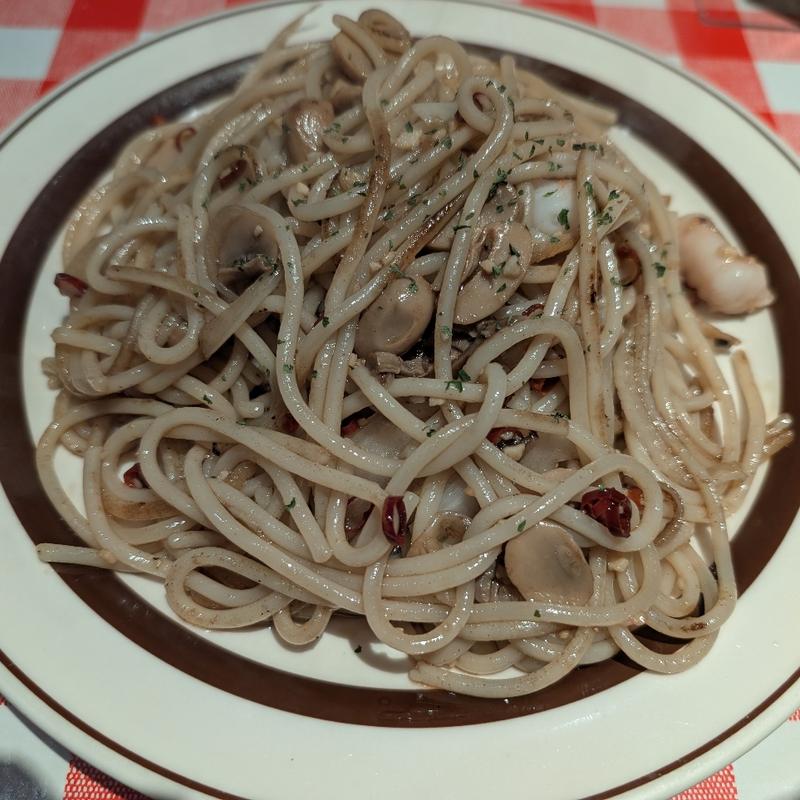 タコとアンチョビのペペロンチーノ(焼きスパゲッチ ミスターハングリー)