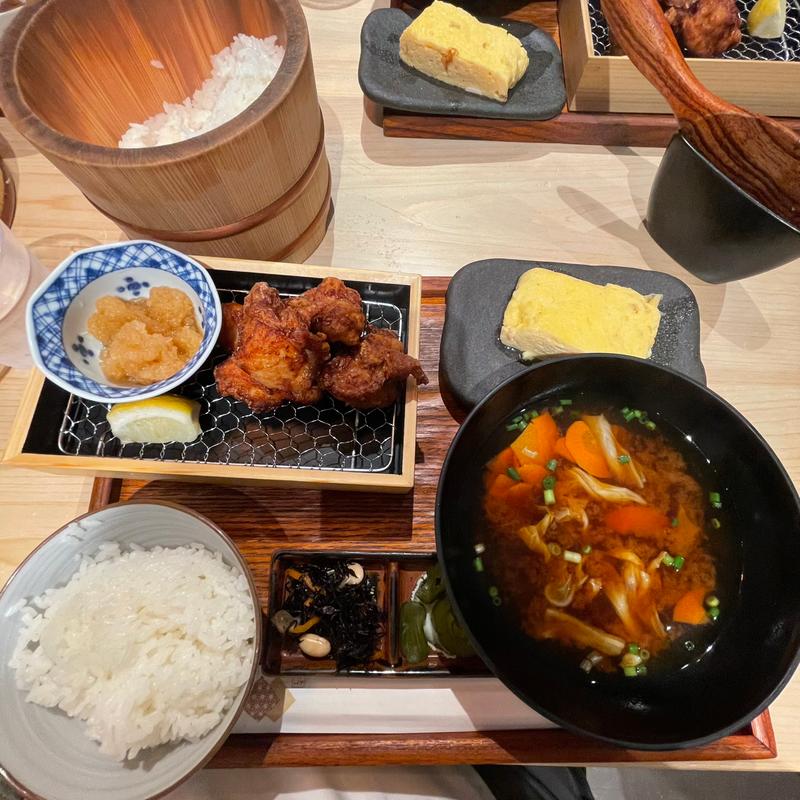 若鶏のみぞれ唐揚げ定食　出汁巻き付き(出汁 小林)