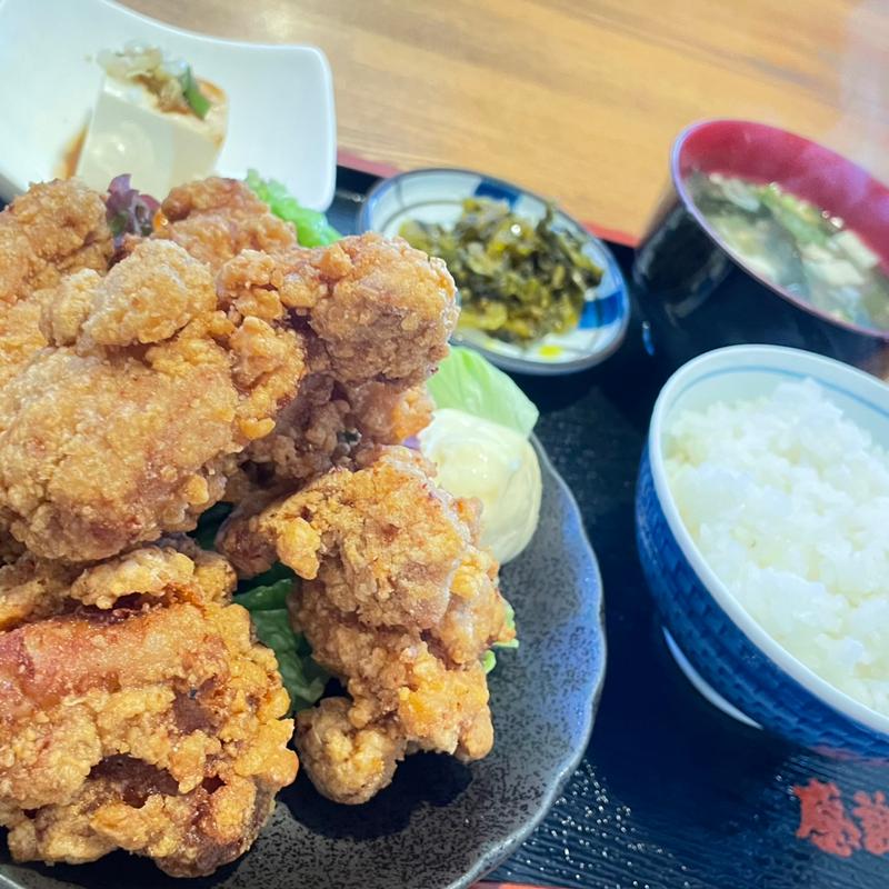 唐揚げ定食(感謝亭)