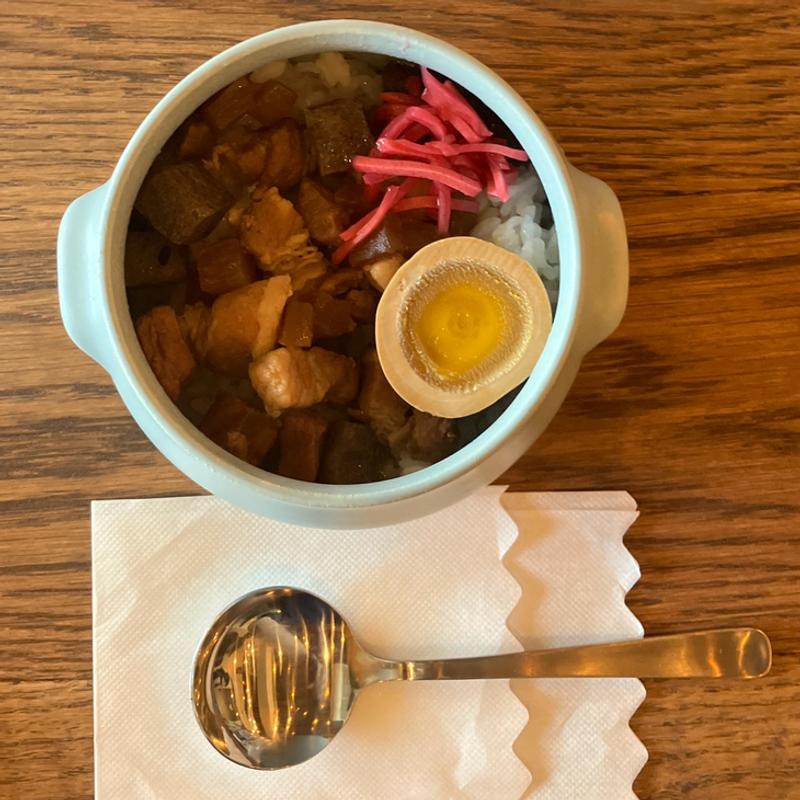 魯肉飯(風とキャラバン)