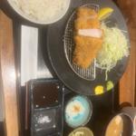 ロースカツ定食