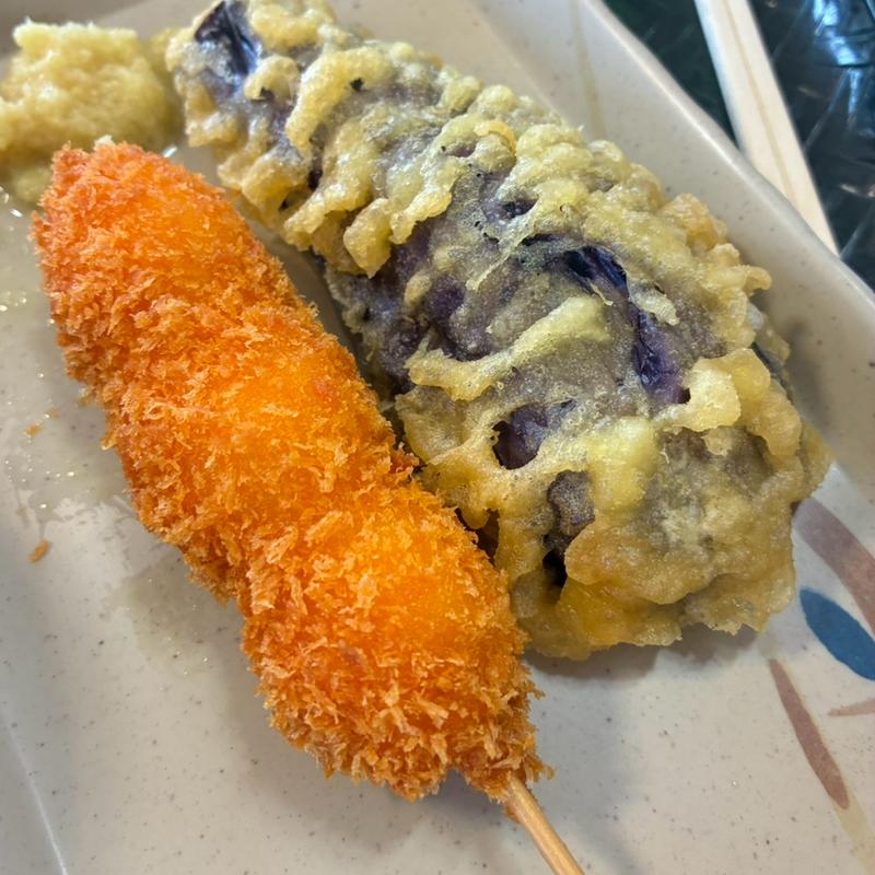 うずらフライ（160）+ナス天（170）(はなまるうどん 滋賀東草津店 )