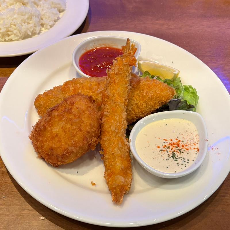 カニクリームコロッケ&エビフライ&白身魚フライ(メヒコ 東京ベイ有明店)