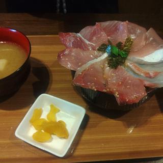 四食丼(海鮮丼てんや)