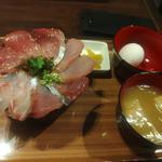 おまかせ丼(海鮮丼てんや)