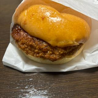 カレーコロッケバーガー