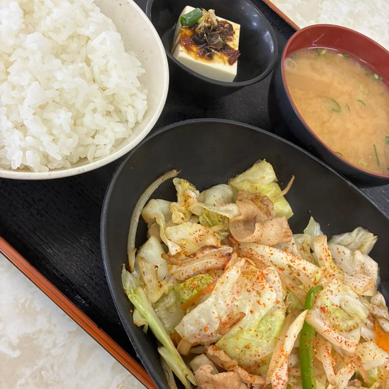 野菜炒め定食(大衆食堂 ニュー富士)