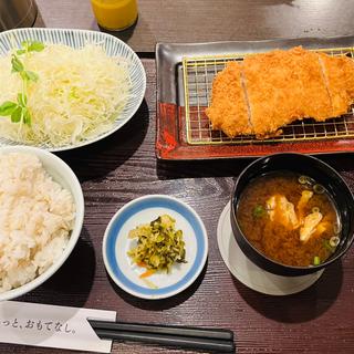 ロースかつランチ(とんかつ濵かつ 福岡天神店)